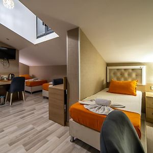 Basic Triple Room
