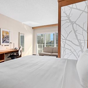 Queen Room Mobility accessible