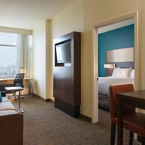 One-Bedroom King Suite