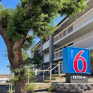 Motel 6 Barstow, Ca I15 And Lenwood Road
