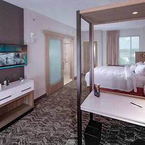 King Suite Mobility or hearing accessible