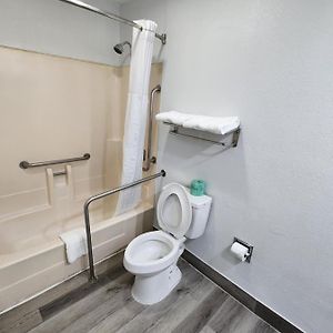 King Room Mobility accessible