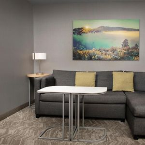 Queen Suite