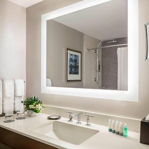 Upper Floors King Room