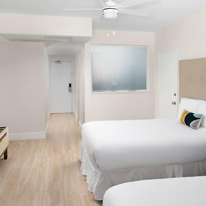 Deluxe Oceanfront Double Room