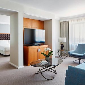 One-Bedroom King Suite
