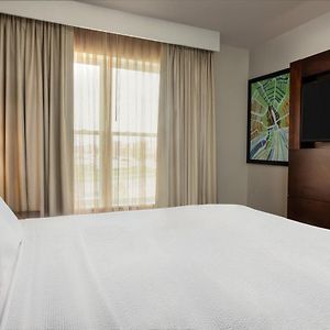 One-Bedroom King Suite
