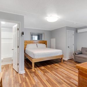 Anchor Inn Motel