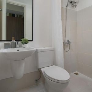 Deluxe One-Bedroom Room