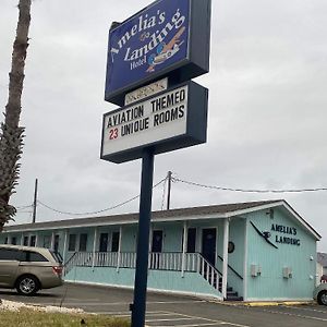 Amelia'S Landing