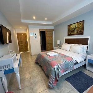 Noe Hotel ,1 Bed Room 2 Near To The Beach