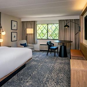 Tradition King Room