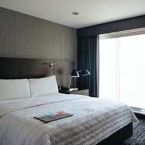 Classic One-Bedroom King Suite