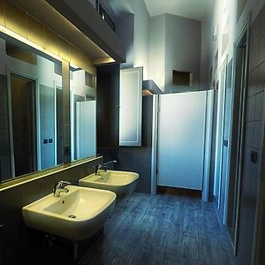 Dormitory Room Mixed