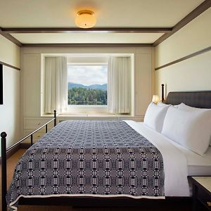 Upper Floors King Room