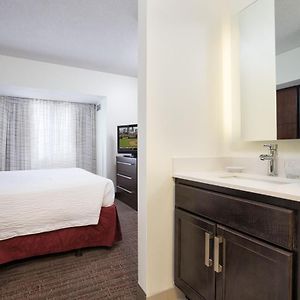 One-Bedroom King Suite