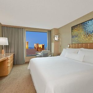 King Guest Room Mobility accessible