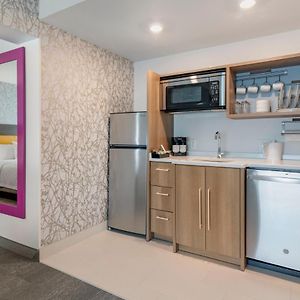 King Suite Hearing accessible