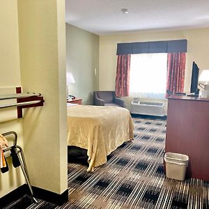 Queen Room Mobility accessible