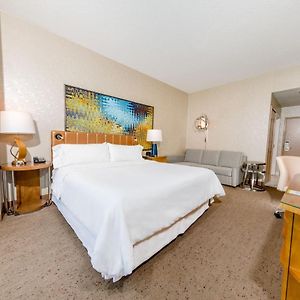 Tradition King Room