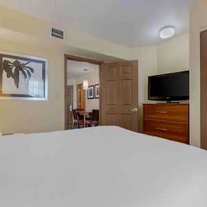 2 Bedroom Suite 2 Queen Beds Non-Smoking