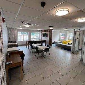 Microtel Inn & Suites By Wyndham Charlotte/Northlake