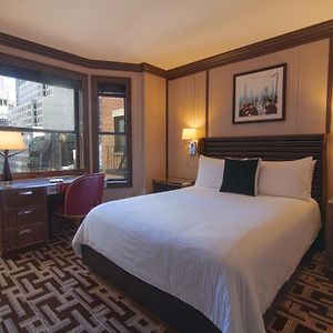 Premium Queen Room
