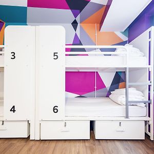 Dormitory Room Mixed