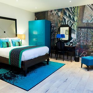 Queen Suite