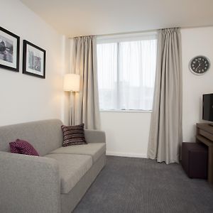 One-Bedroom King Suite