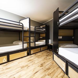 Dormitory Room Mixed