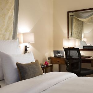 Premium Queen Room