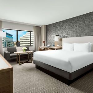 Upper Floors King Room