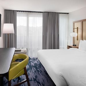 King Room Mobility or hearing accessible