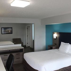 Queen Suite