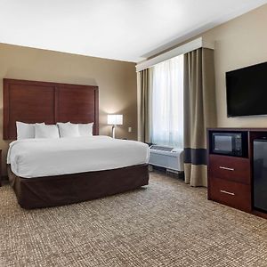 First Floor King Suite Mobility accessible