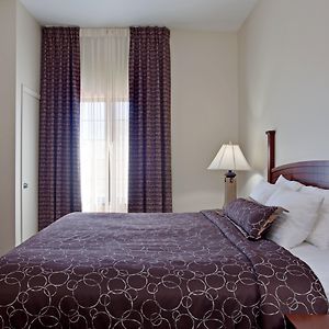 One-Bedroom King Suite