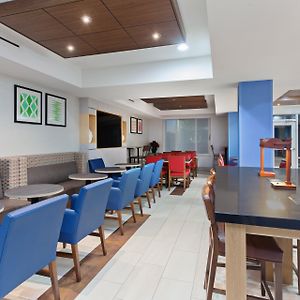 Holiday Inn Express Elk Grove West I-5 By Ihg