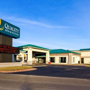 Quality Inn & Suites Moline - Quad Cities