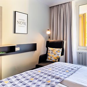 Premium Queen Room