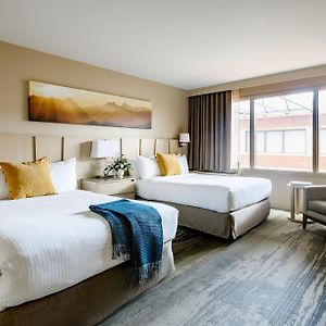 Atrium room