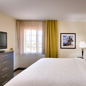 One-Bedroom King Suite