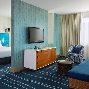 Oceanfront Queen Studio