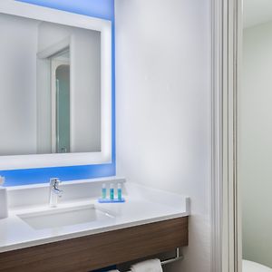 Queen Suite