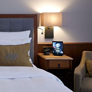 Classic Queen Room