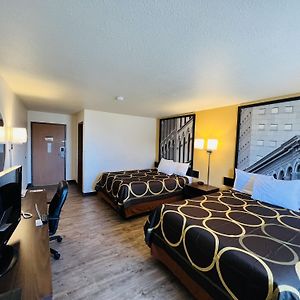 Queen Room Mobility accessible