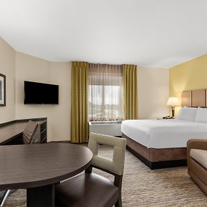 Queen Room Hearing Accesible