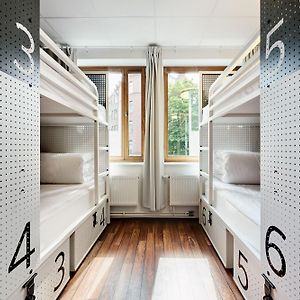 Dormitory Room Mixed