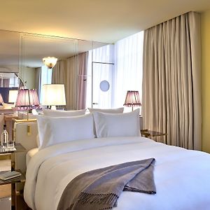 Executive King Room