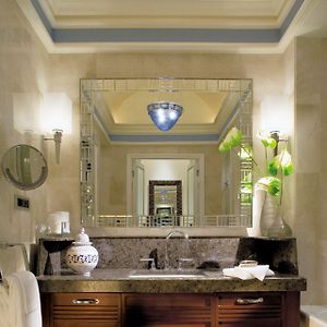 Palace King Suite